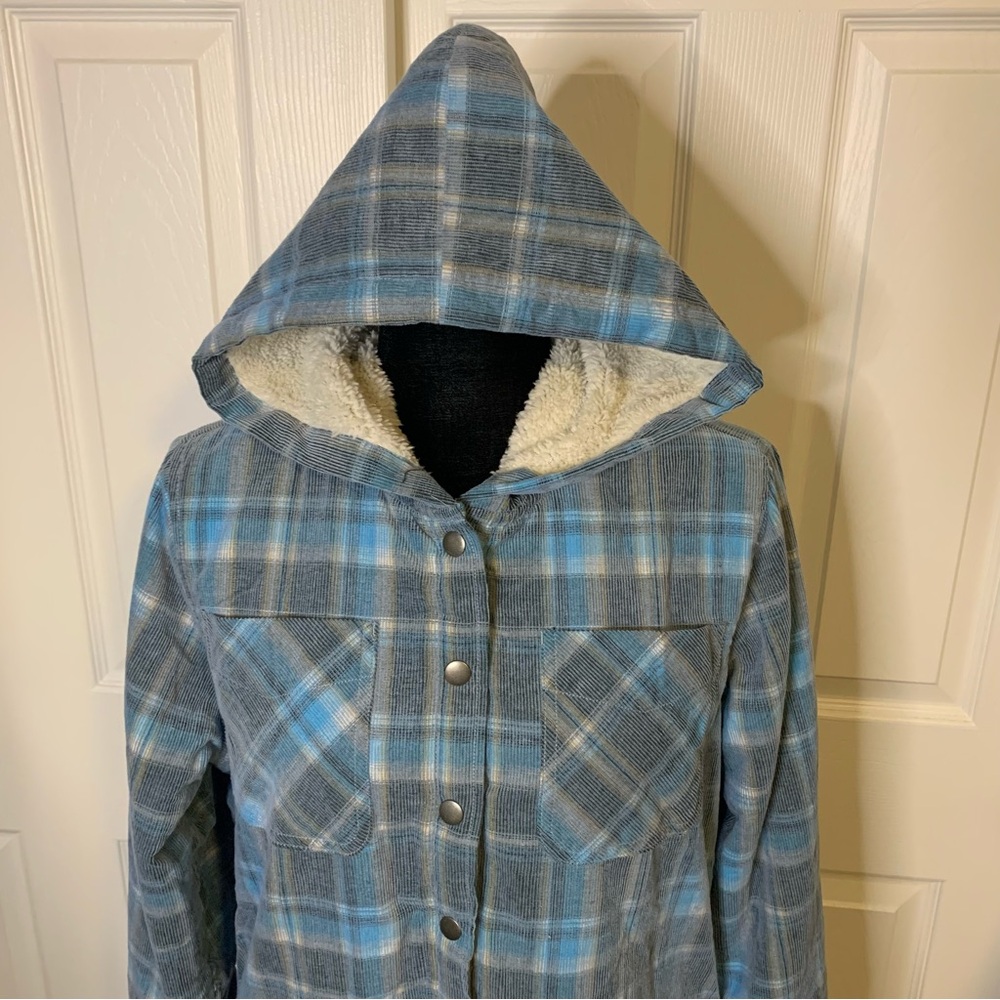 Soho Threads Ladies Corduroy Hooded Shirt Jacket - Picture 2 of 9